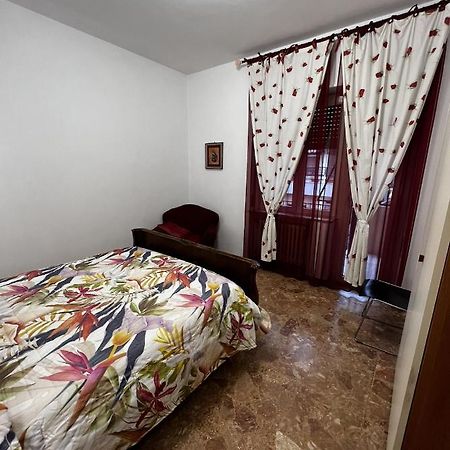 Appartamento Nonna Carmela Пескара Экстерьер фото